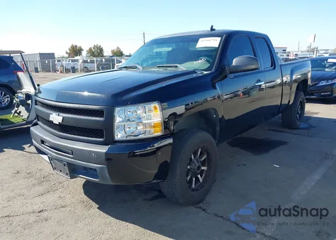2010 Chevrolet Silverado 1500 Ls из США, поврежденный, VIN 1GCSCREA2AZ187079